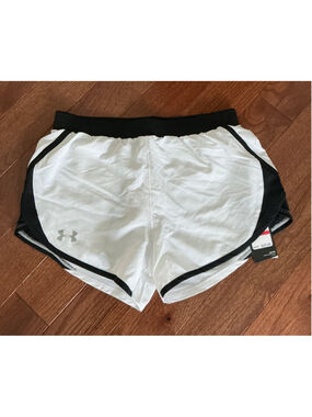 Women's Under Armour White & Black Athletic Shorts XS